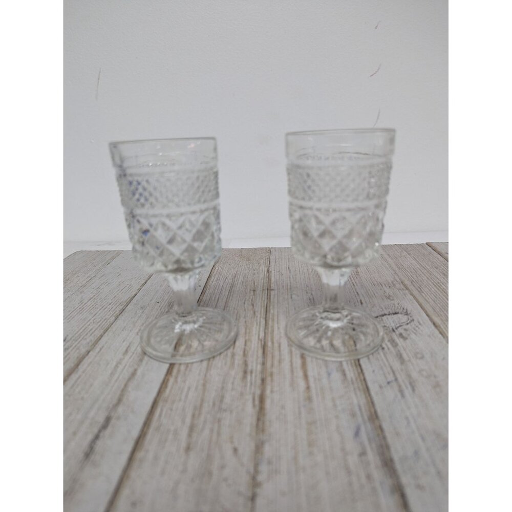 Anchor Hocking Set of 2 Clear Pressed Glass Wexford 4 1/2" Cordial Glasses